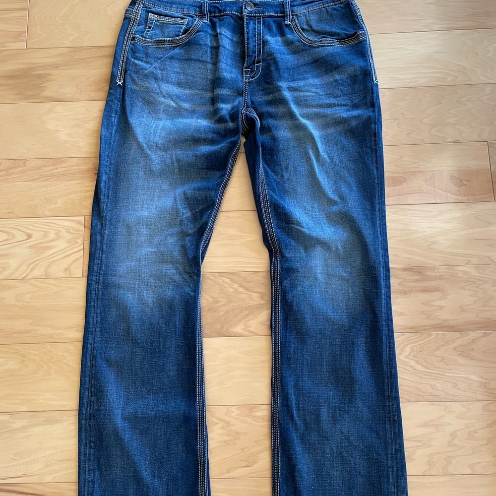 Buckle BKE Denim Bootcut “Derek”Jeans, size 36L